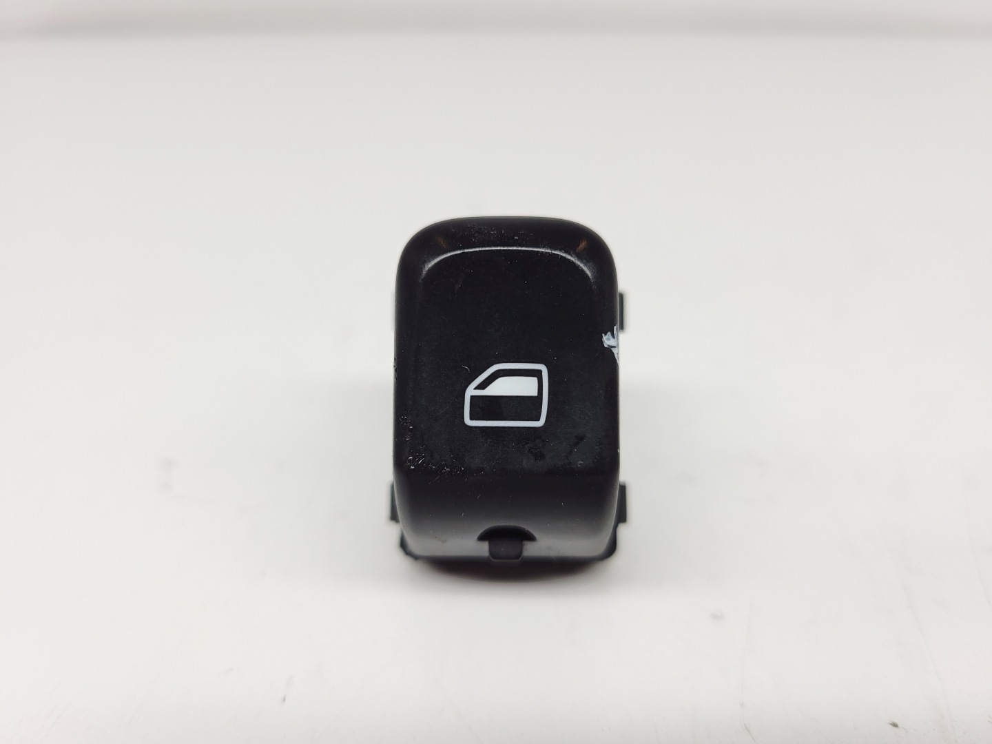 switch button of control windows right front AUDI A4 B8 8K0959855A