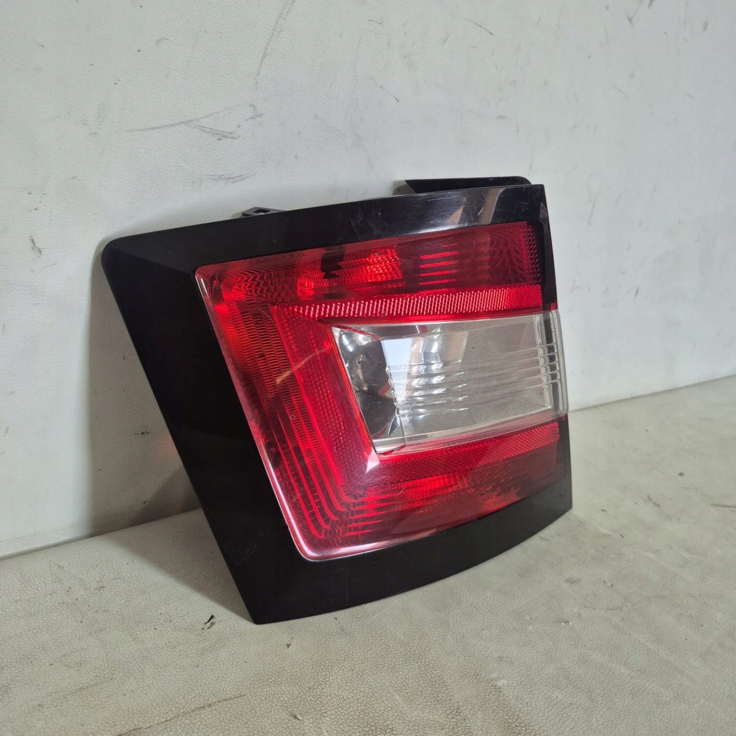SKODA FABIA 3 III 6V HB -> light rear left rear part left 6V6945095