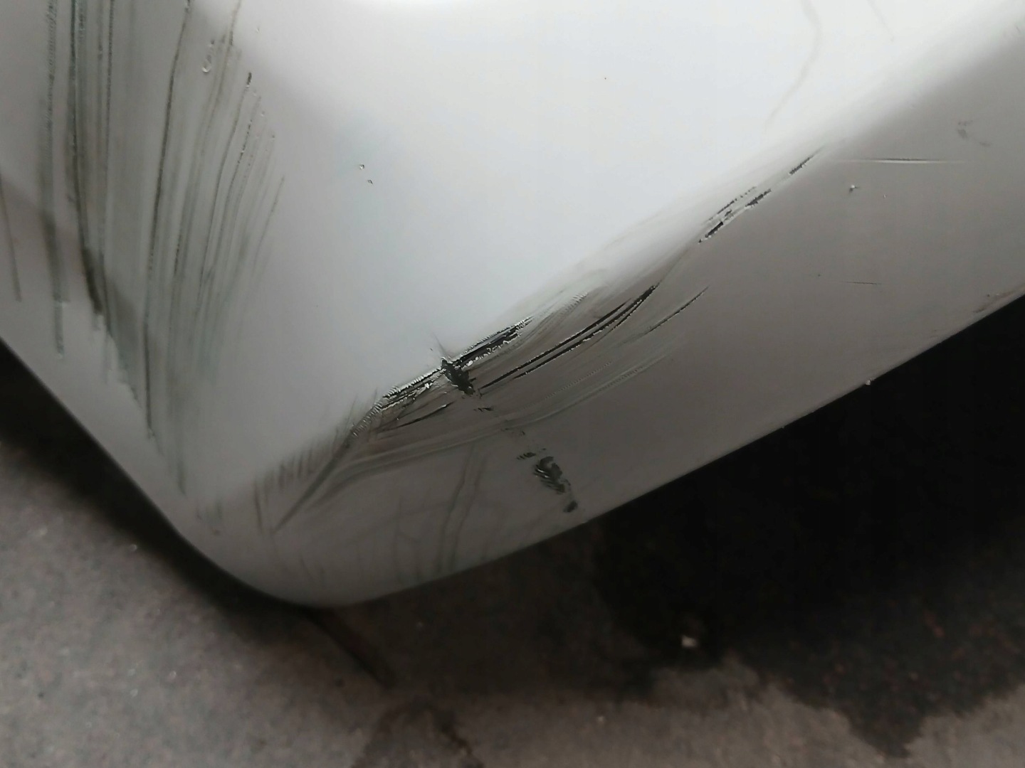 Paraurti Anteriore TOYOTA YARIS IV 4 20