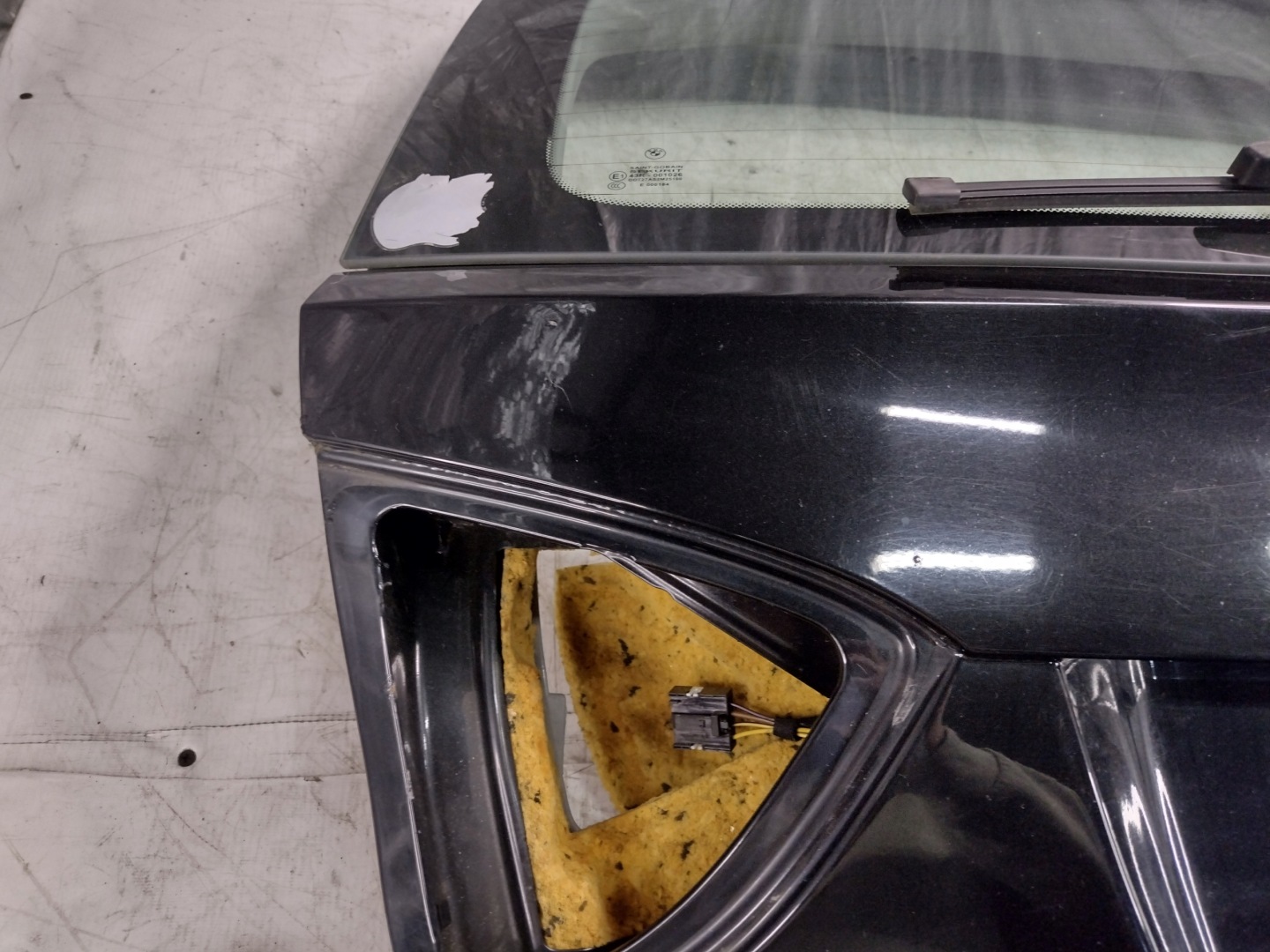 trunk door boot BMW E91 k: Black Sapphire 475/9