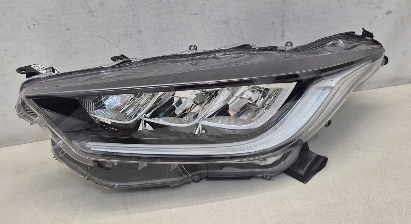 TOYOTA YARIS IV 19- light left front front FULL LED