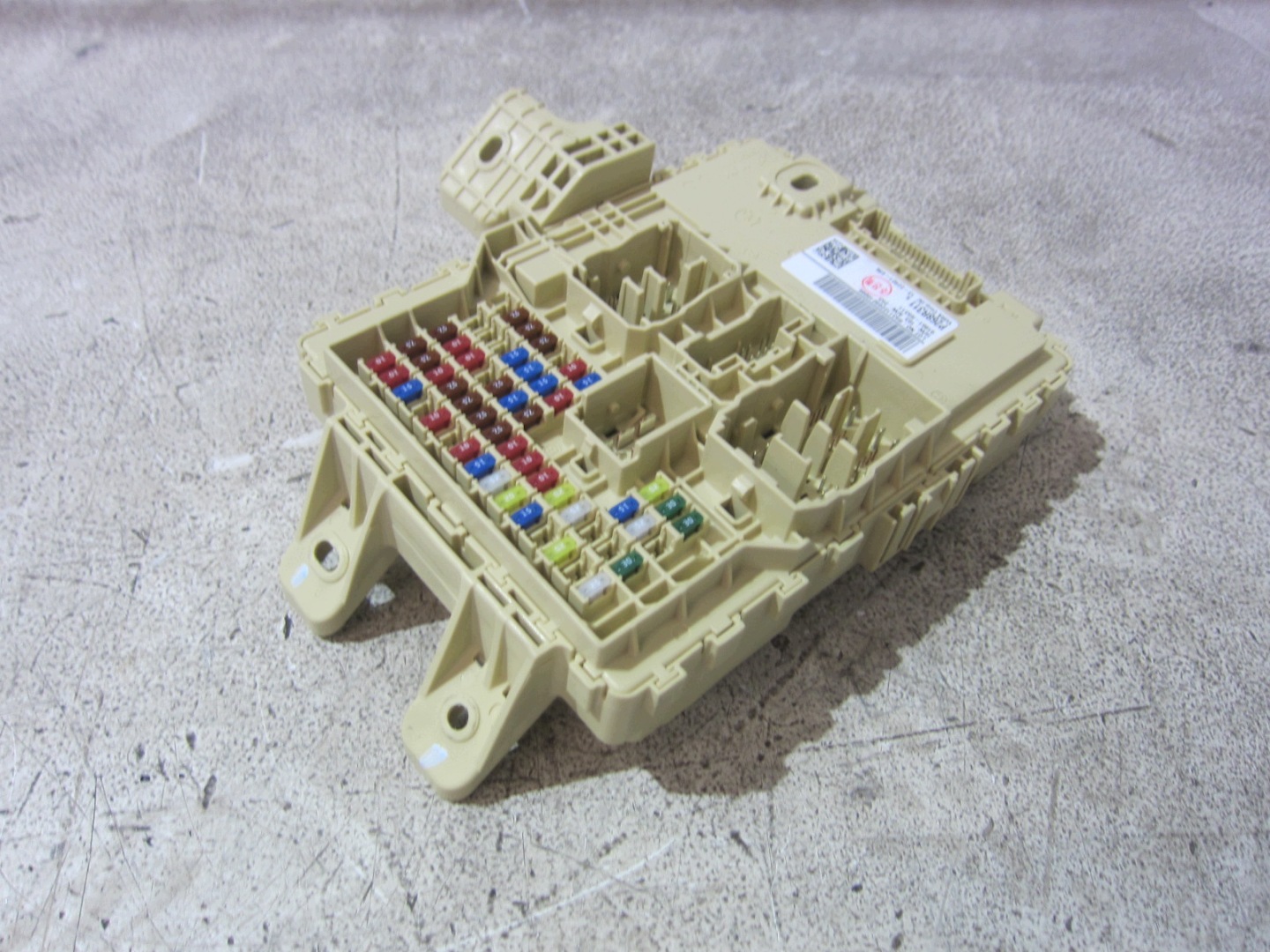 KIA SORENTO IV MQ4 module control unit compartment JUNCTIONBOX 91951-R5311