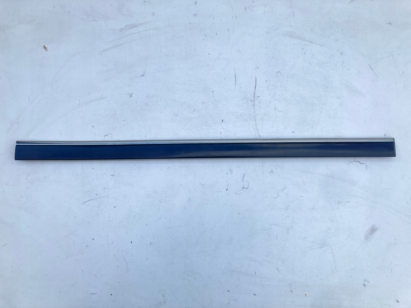 moulding door right front Peugeot 607