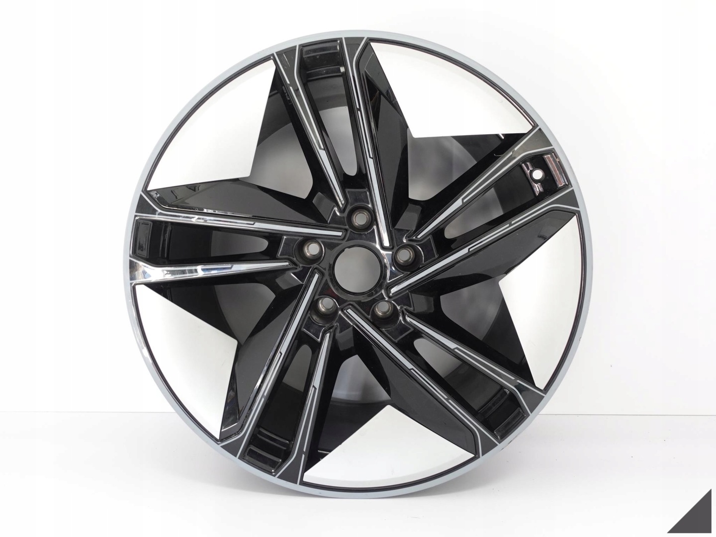 AUDI E-TRON GT RS 4J3 20- disk 11,5X21 ET66 5X112
