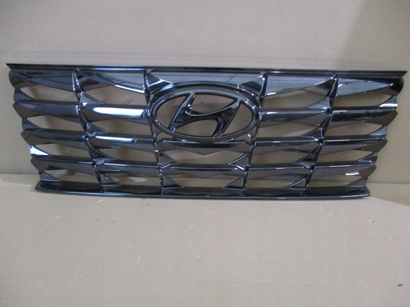 Grill Hyundai Tucson IV 4 86351-N7100