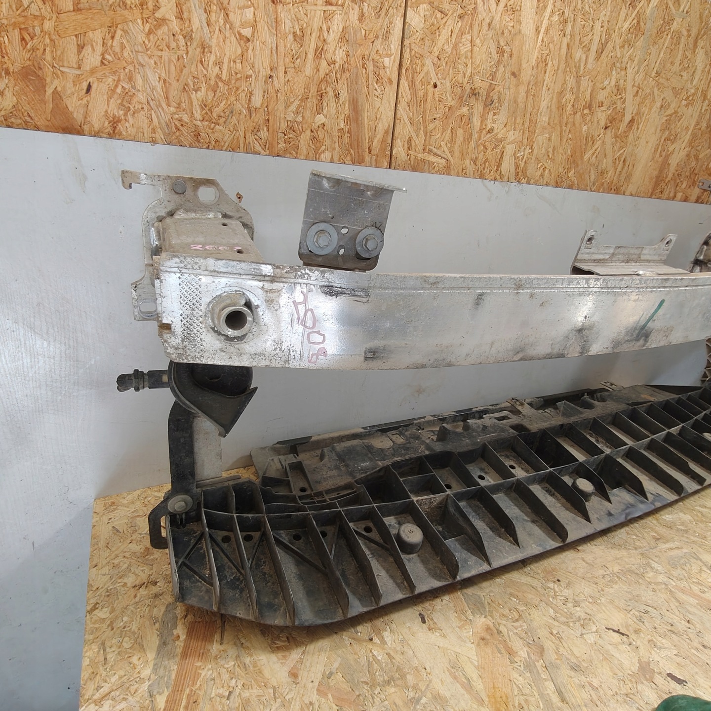 sider below bumper front front PEUGEOT 2008 and