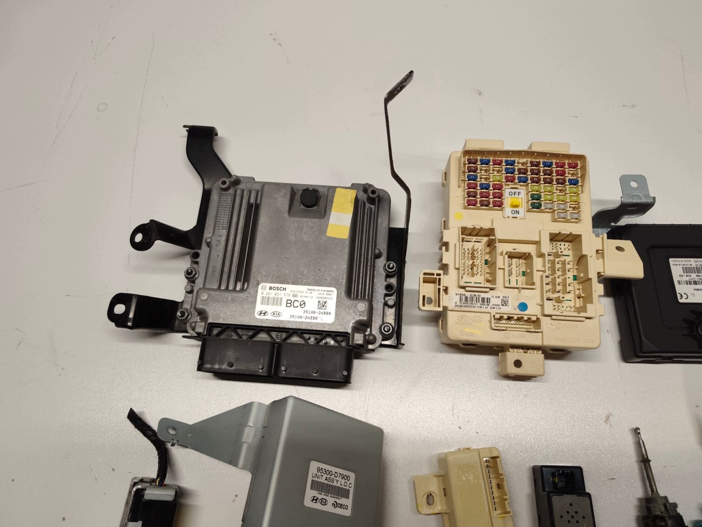 HYUNDAI TUCSON II 1.7 CRDI control unit of the engine running board starter 39140-2ABB0