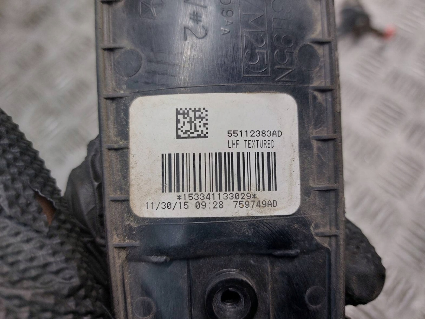 handle exterior door left front + lock cylinder RAM 1500 and LIFT 2013