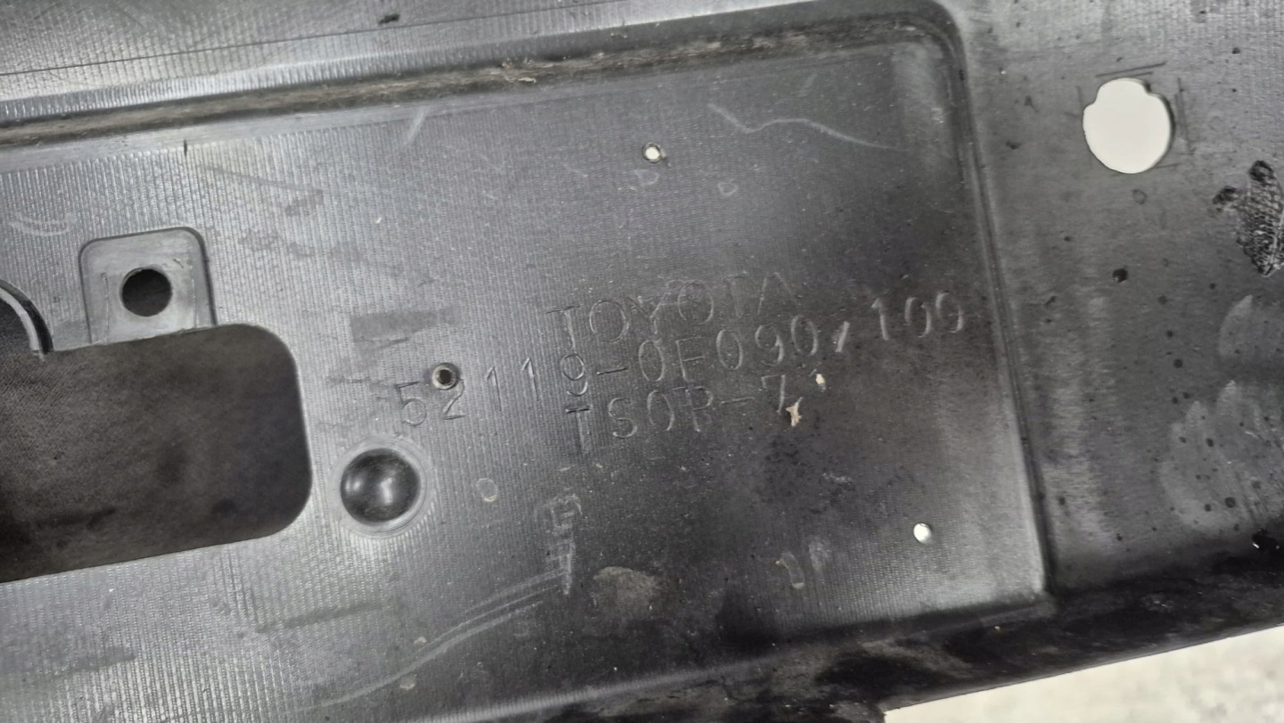 TOYOTA VERSO 09-13 bumper front front washer PDC