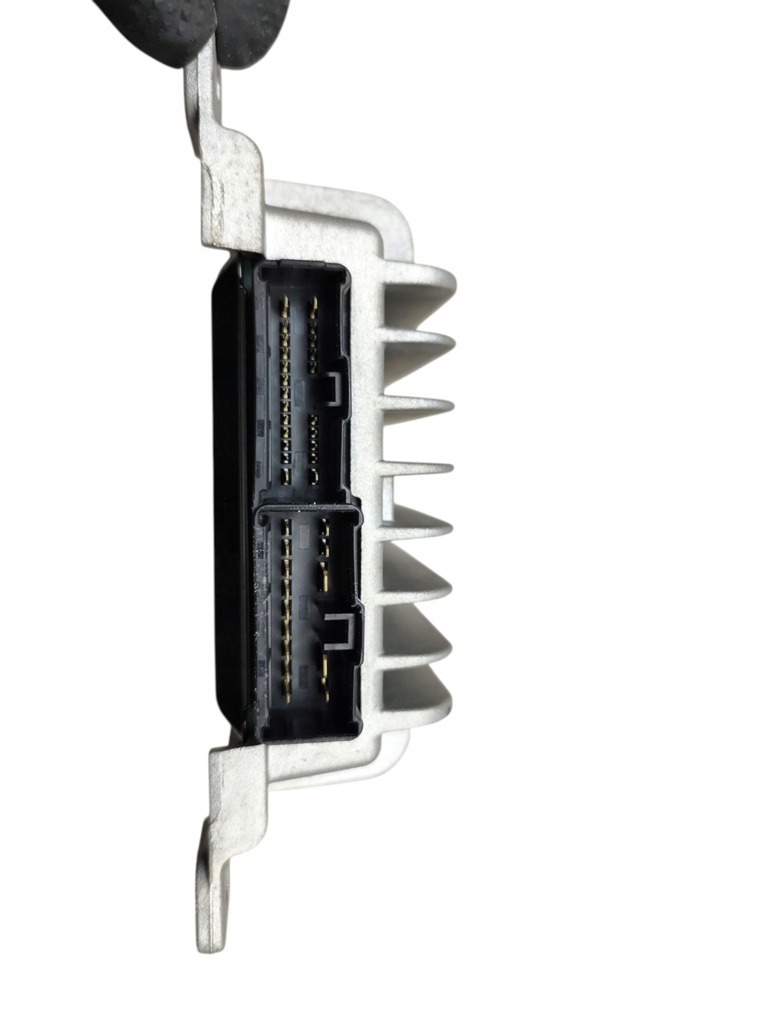 AMPLIFICATORE RADIA RENAULT KOLEOS e HY (2008-2011) 28061-61000