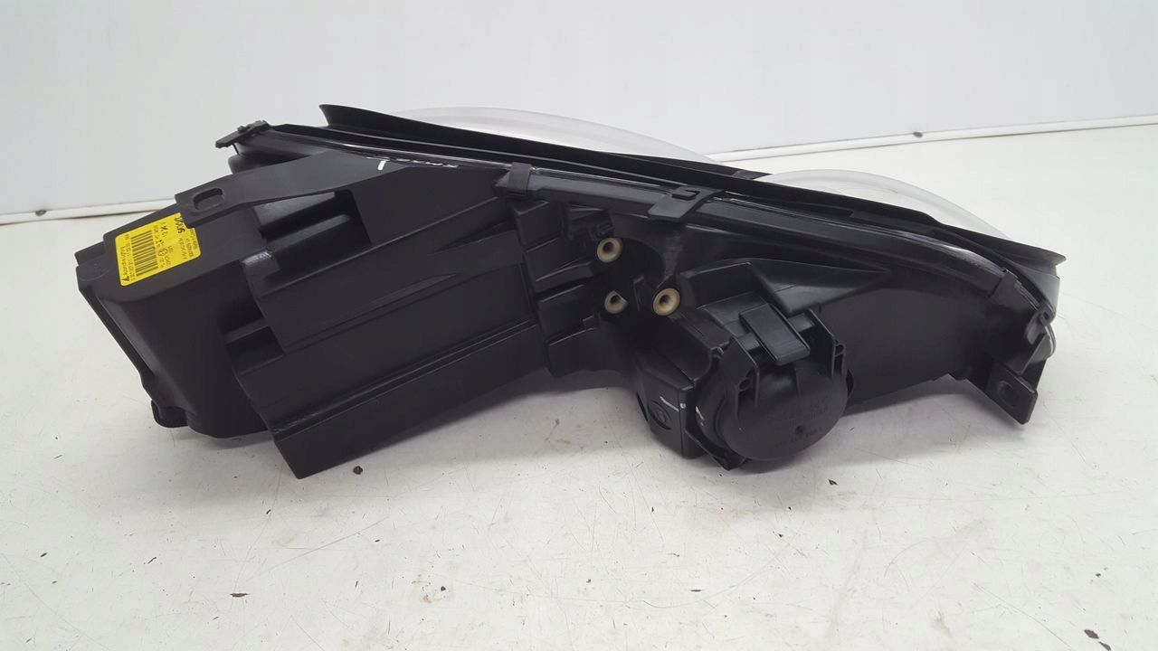 light front front left Smart Forfour