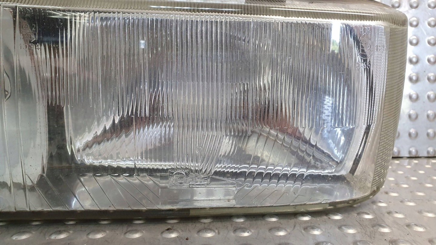 světlo předek levá AUDI 90 B2 COUPE 84