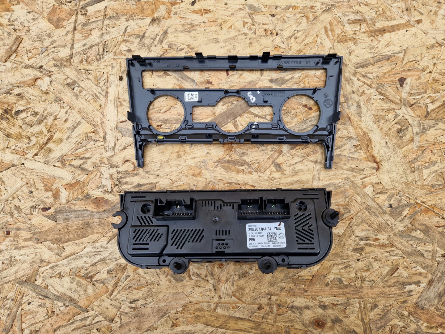 commande de climatisation châssis SKODA KODIAQ 2022R 3V0907044FJ