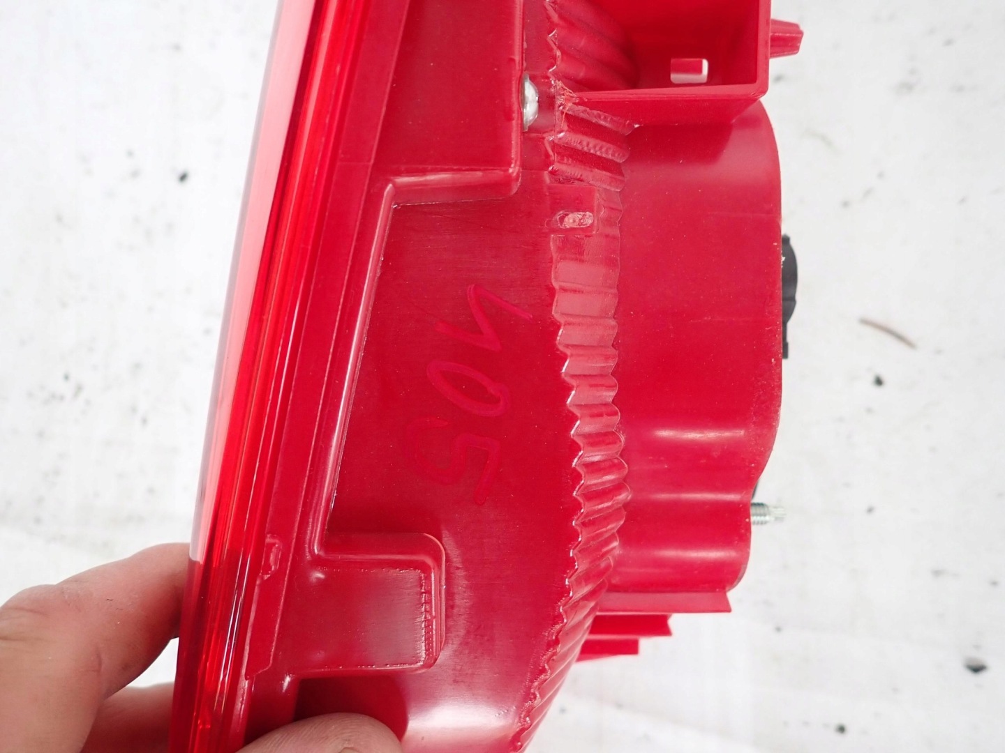 VW TOURAN and LIFT 10- light left rear part rear bonnet