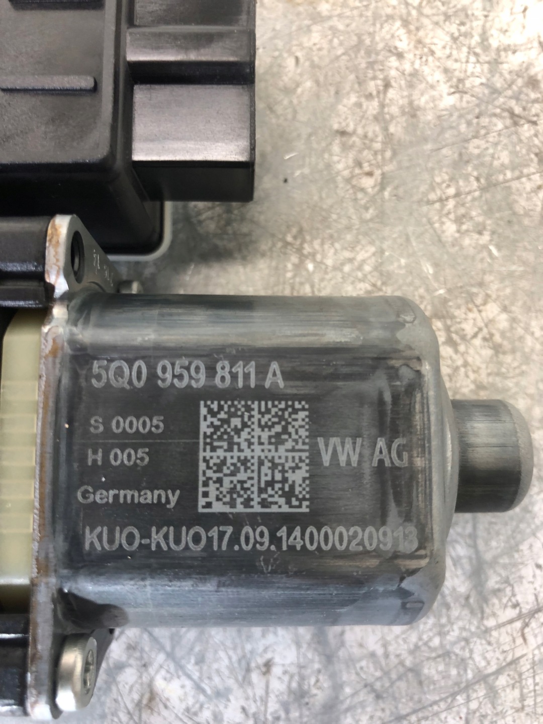 mini motor windows left rear part SEAT LEON III 5Q0959811A