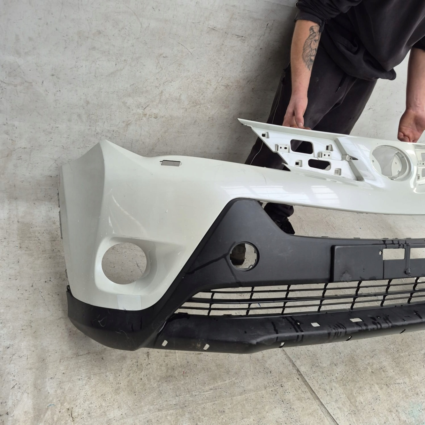 TOYOTA RAV4 IV 4 12-15 bumper front front washer