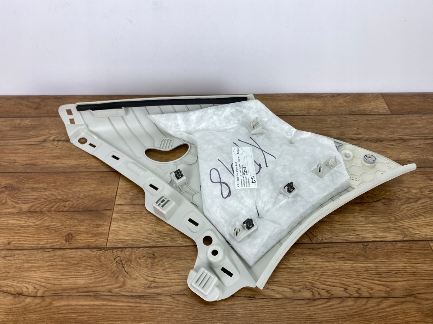 Blende Abdeckung mitte slupka Ford Kuga MK3 2020+ Escape Bronco Sport 1.5L
