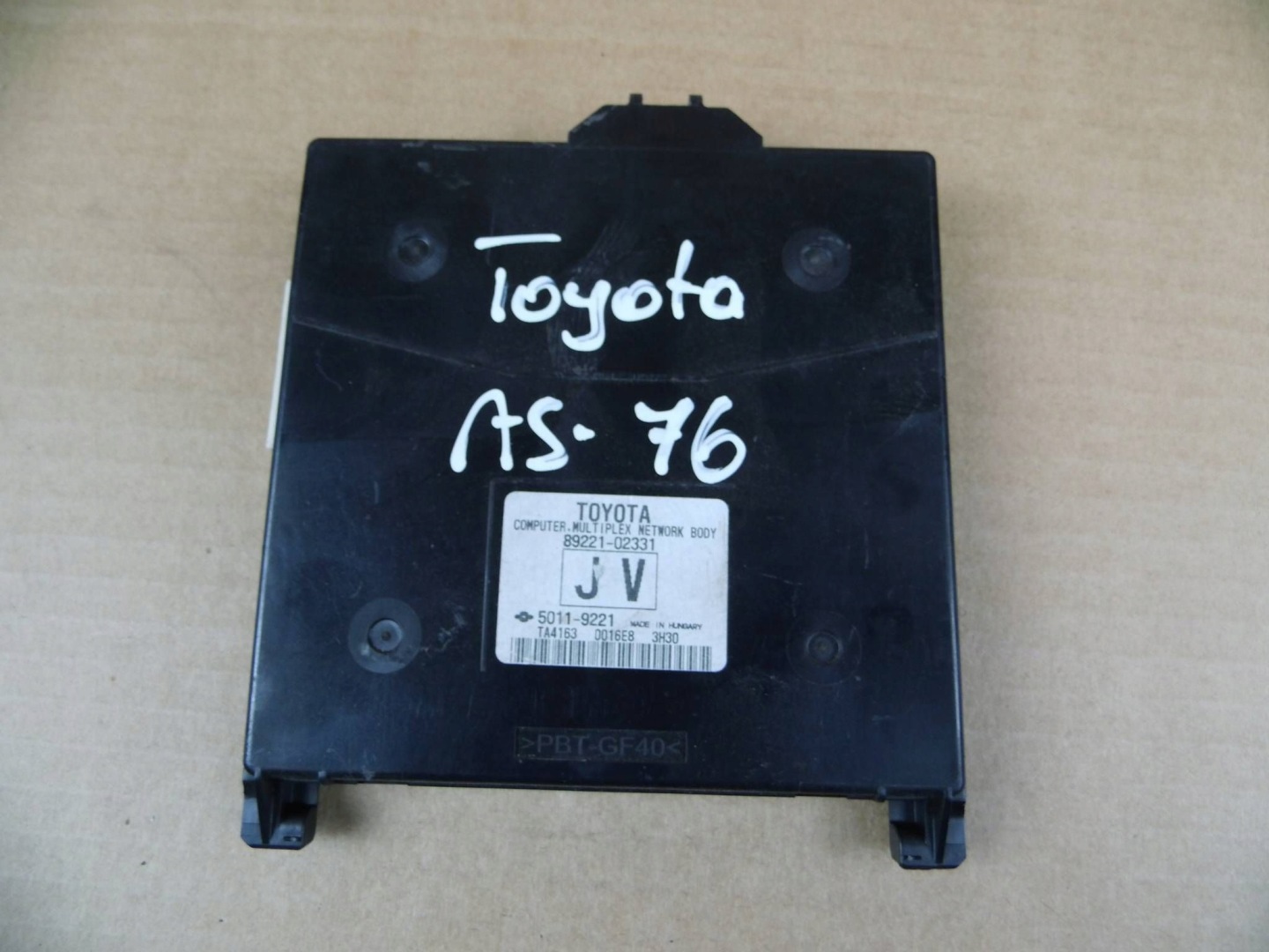 Toyota Auris II E180 module computer control unit komfortu BSI BODY 89221-02331