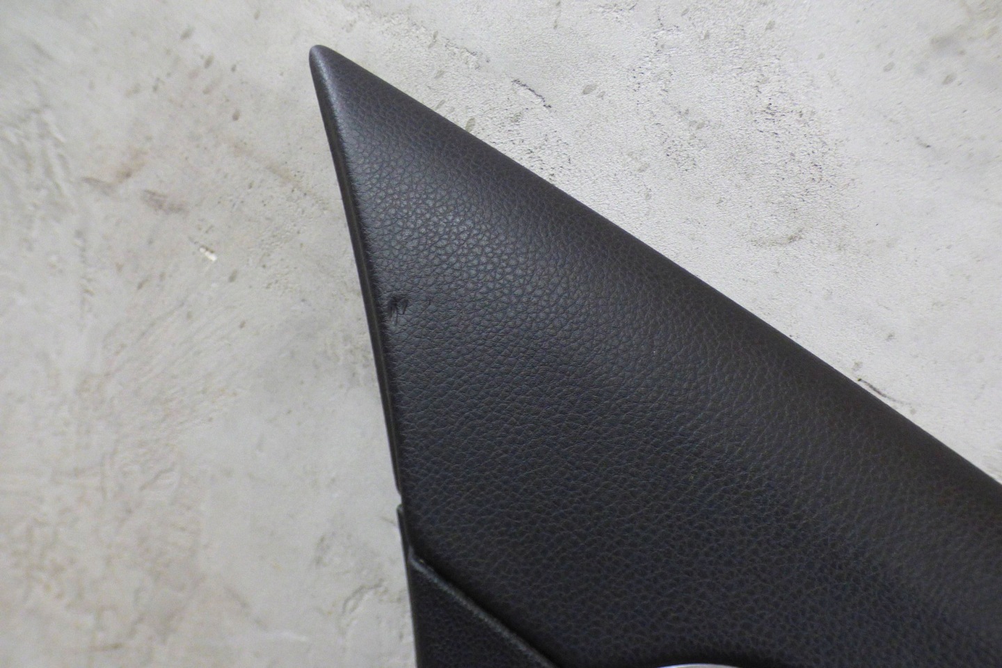 side upholstery left rear part 3G5867211A Volkswagen PASSAT B8