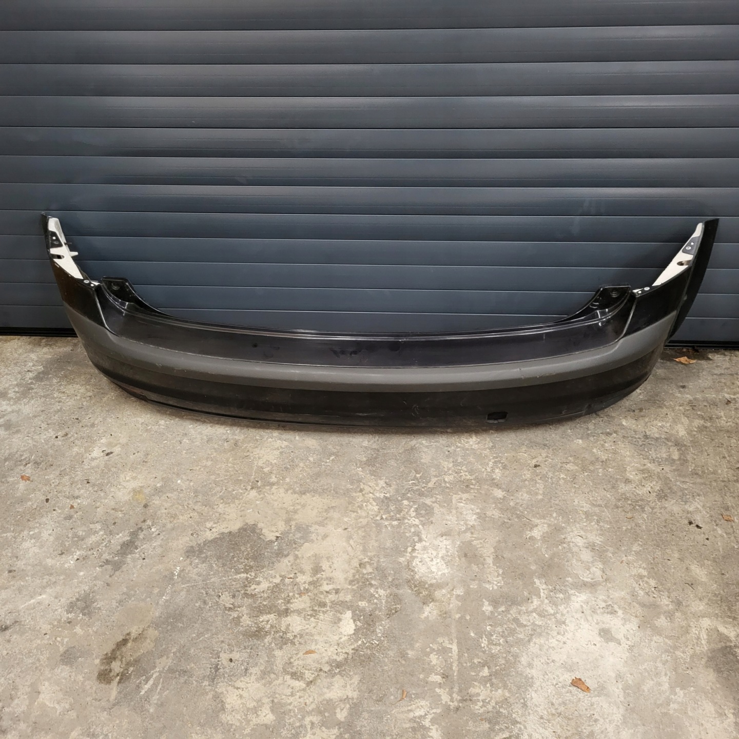 FORD FOCUS MK2 HB 04-07r Stoßstange heck Farbe schwarzer