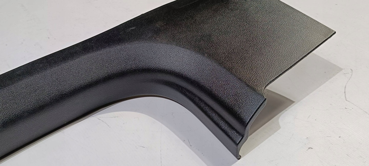 moulding threshold cap inner right Dodge Charger 2015