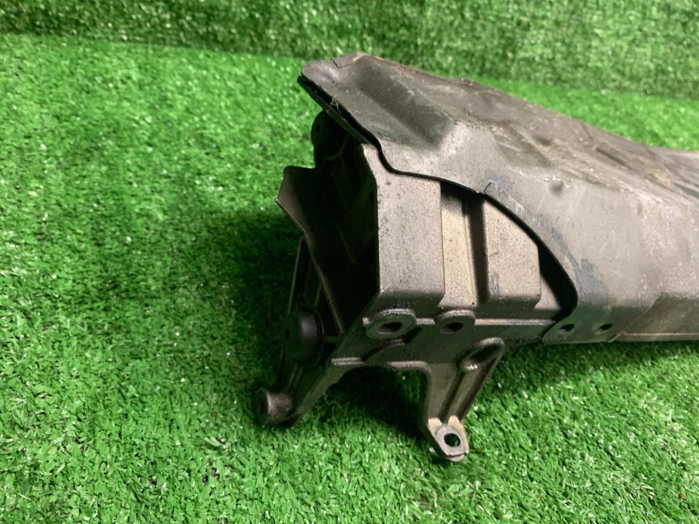 blende abdeckung des abgaskrümmers MERCEDES S W220 A6480940441