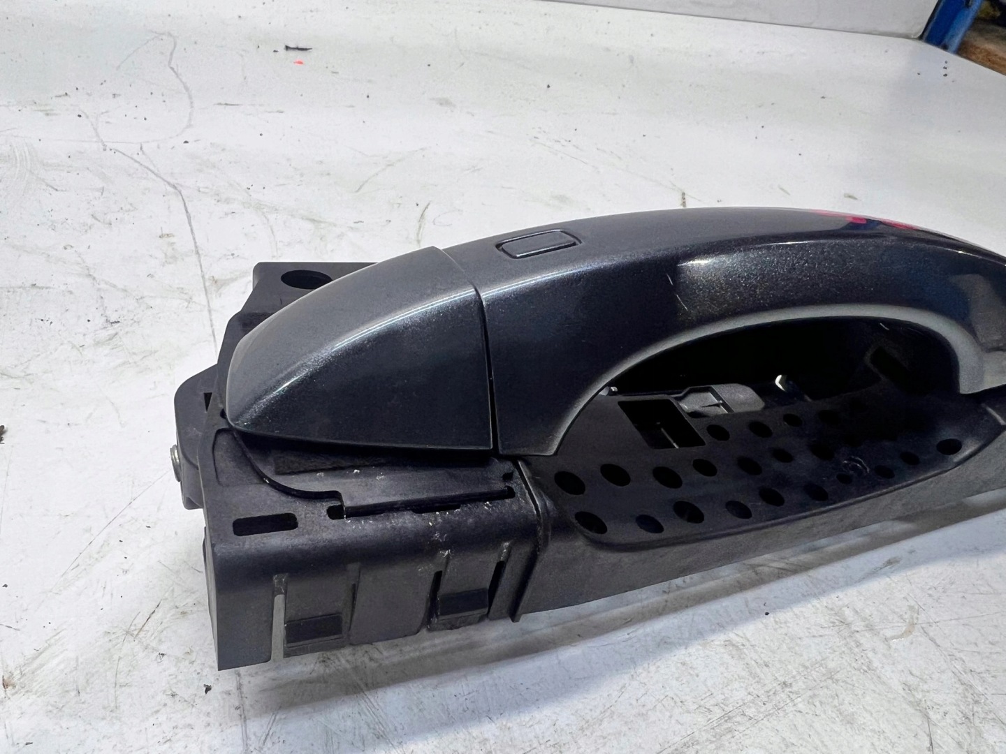handle left front rear part AUDI A6 C7 4H0837885 LZ7S