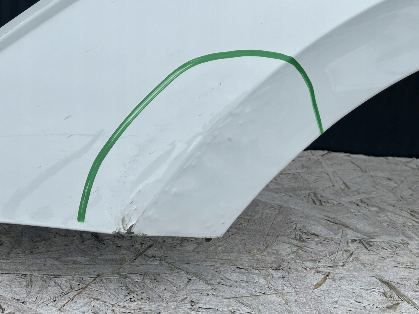 fender left front front VW POLO VI 2G