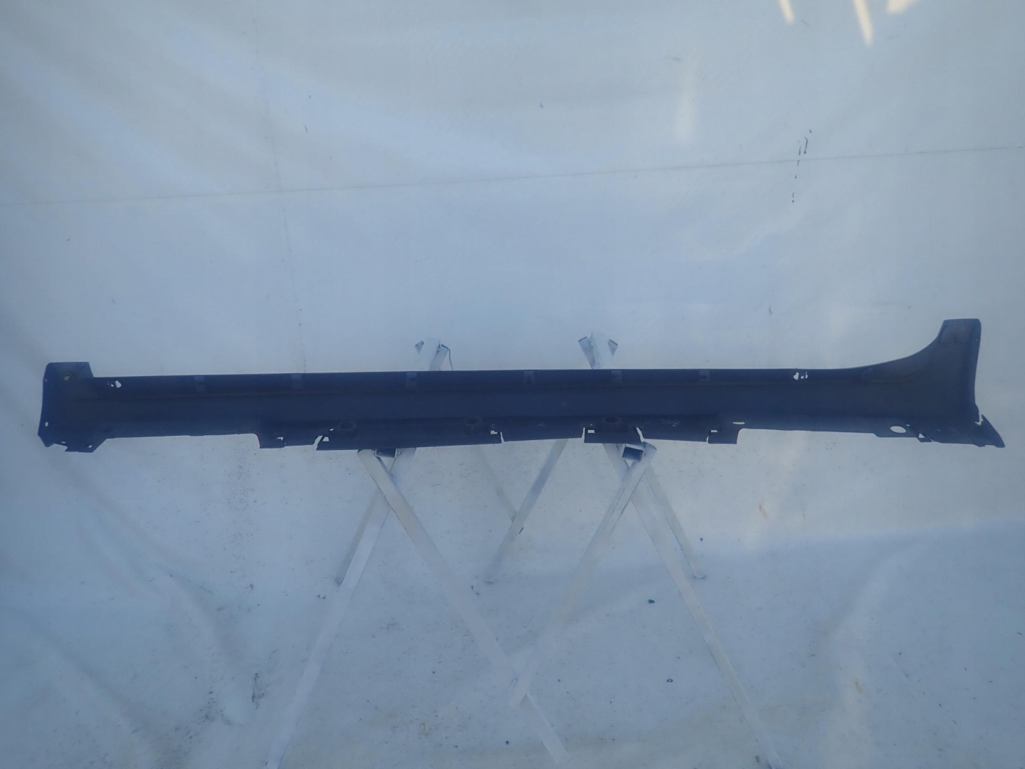 LEXUS CT 200H 10-13 threshold right moulding threshold