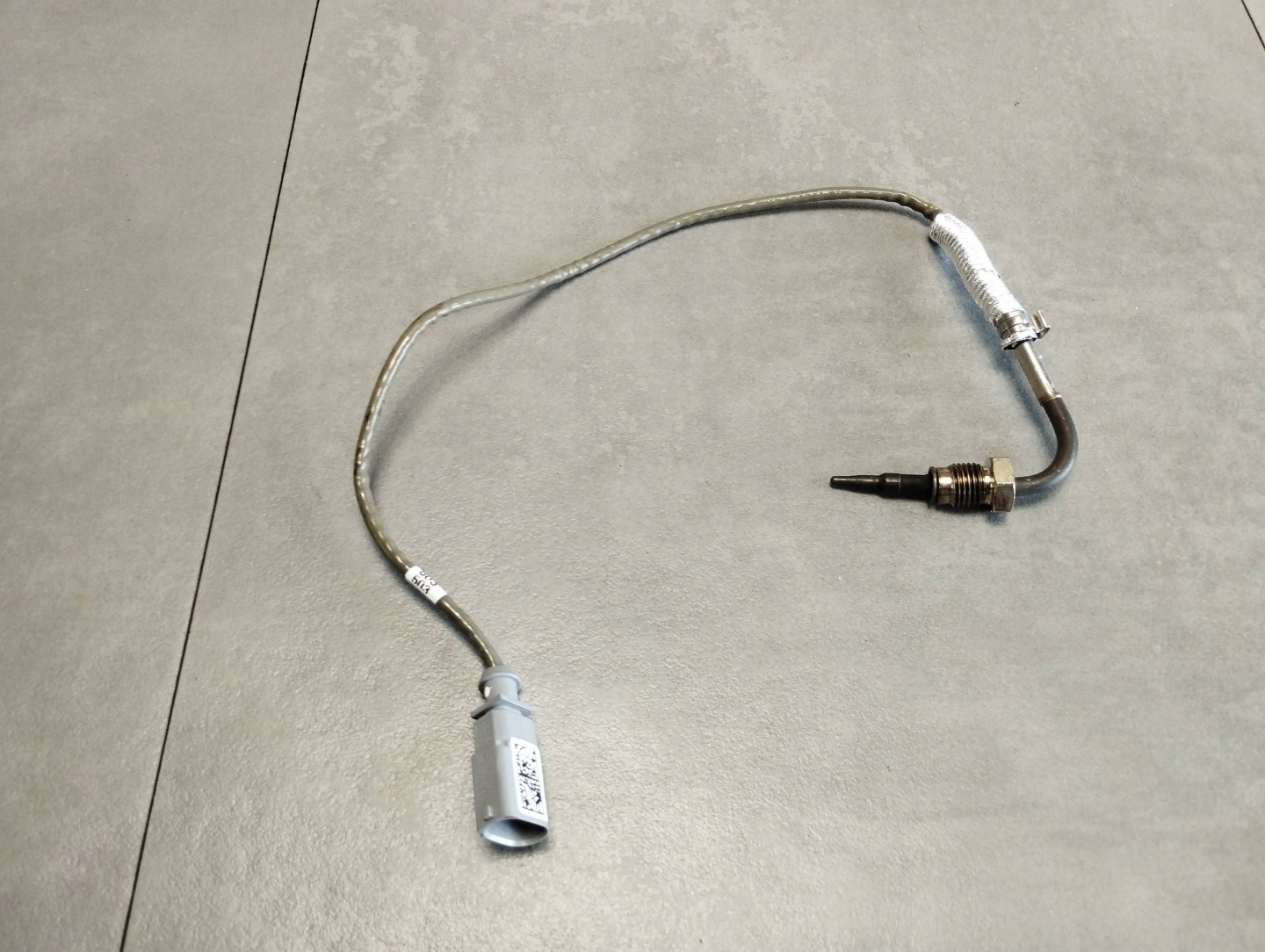 Volkswagen Tiguan 2025 III Sensor TEMPERATURY Gase 05L906088CA