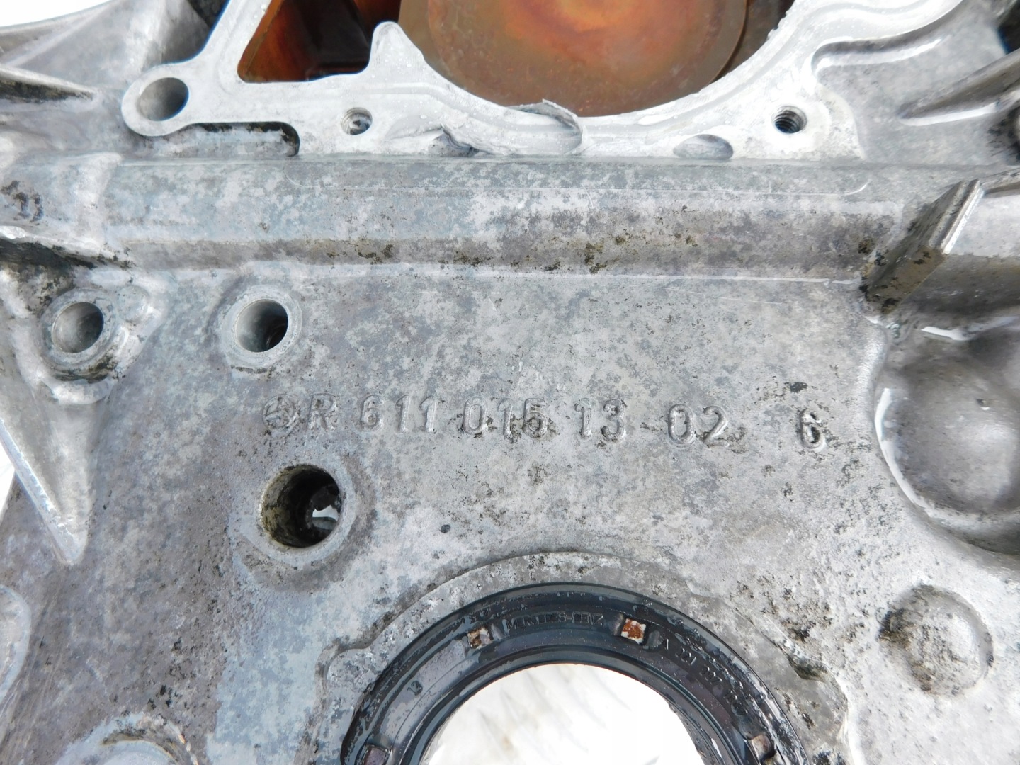 Mercedes Sprinter Vito 2.2 CDI Couvercle carter distribution OEM Original R6110151302