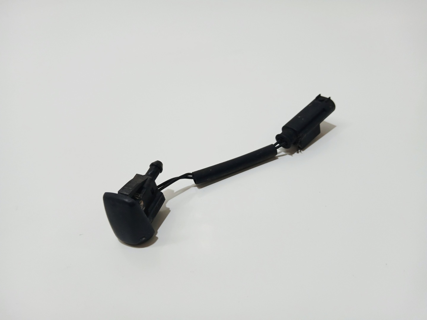 düse der spritzdüse BMW E60 E61 OE 7046060 (0000360)
