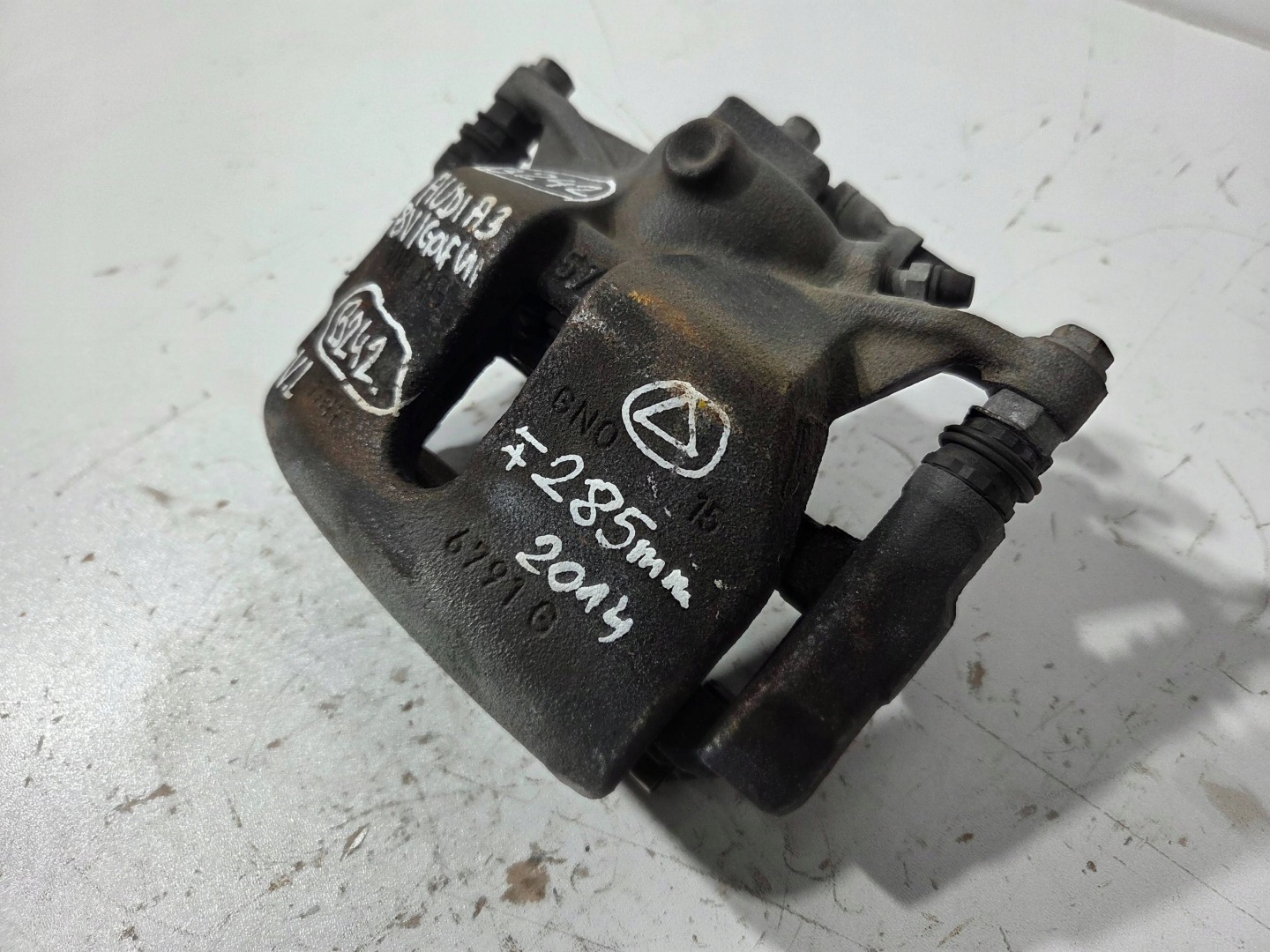 Audi A3 S3 8V caliper brake front left 6791G (B242)