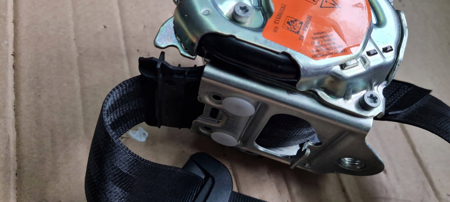 A6 C8 4K Gurten Sicherheits links rechts heck Spanner 4K8857805G