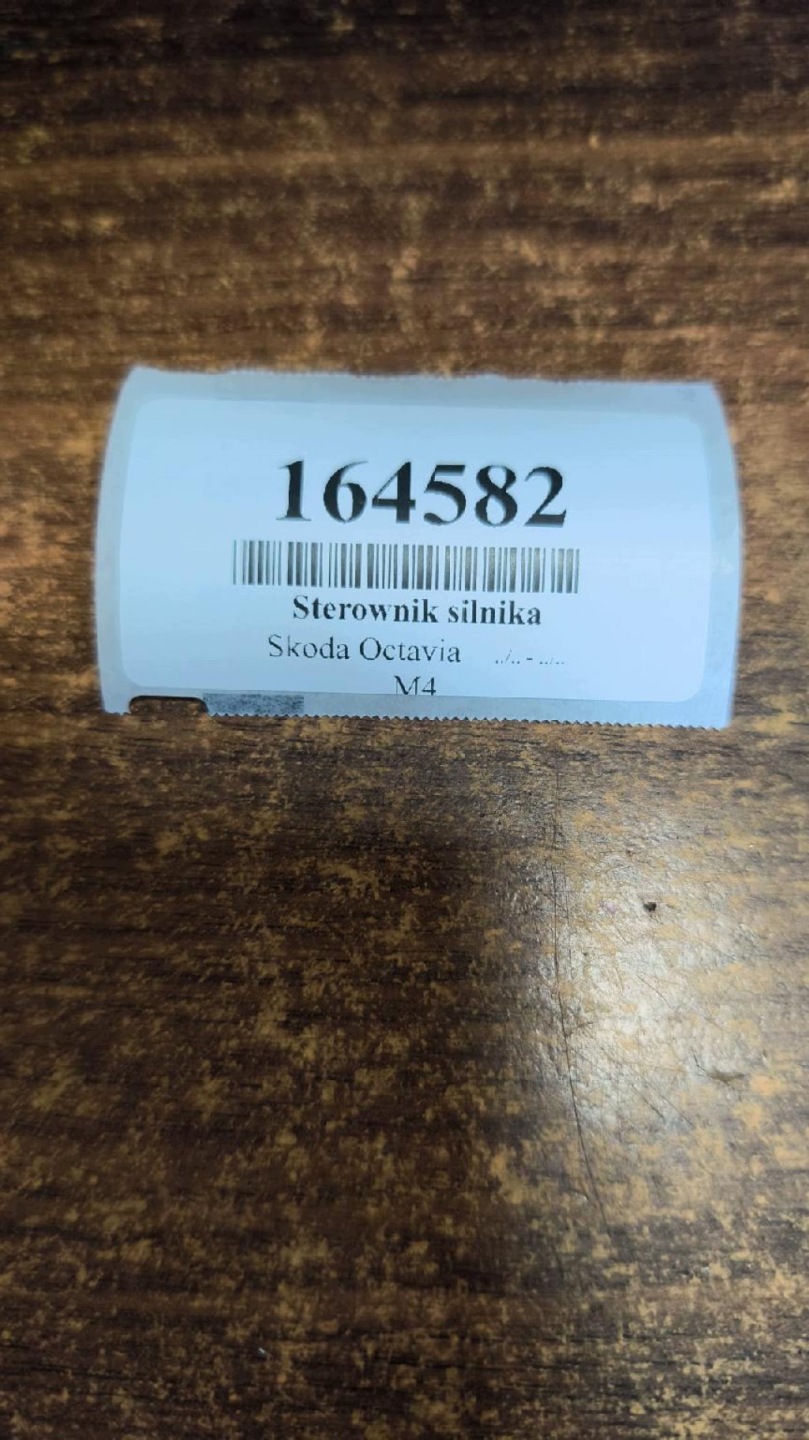 SKODA OCTAVIA unité de commande électronique uce moteur 0281010380