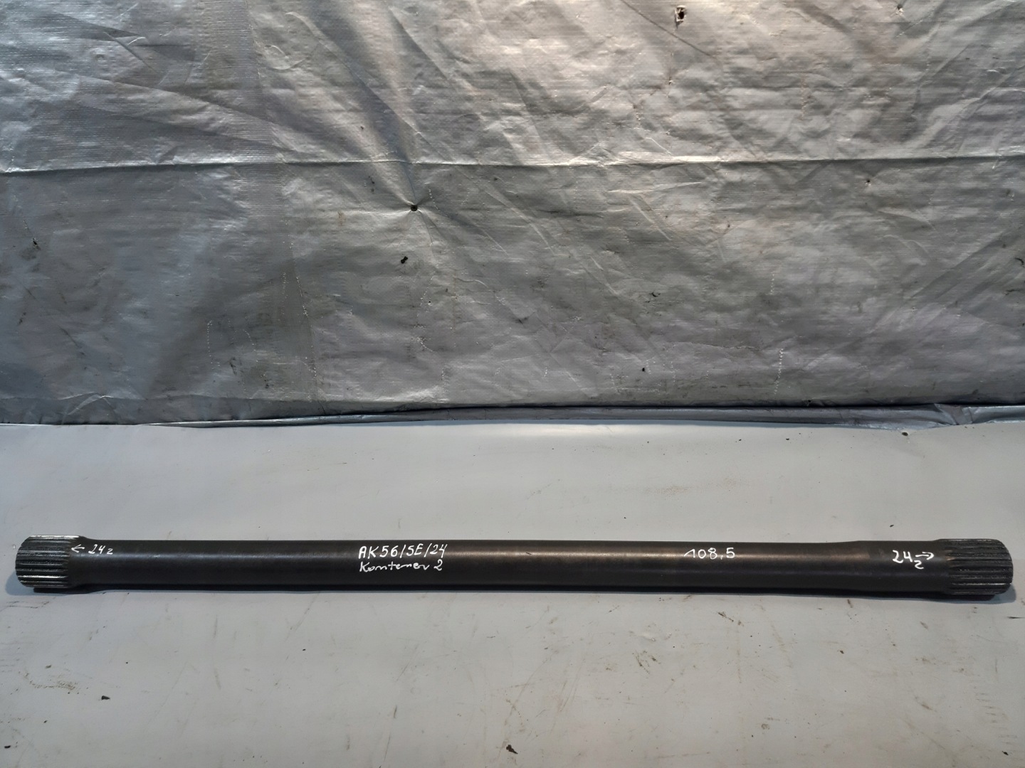 SCANIA 1368178 crank semi-axis napedowa