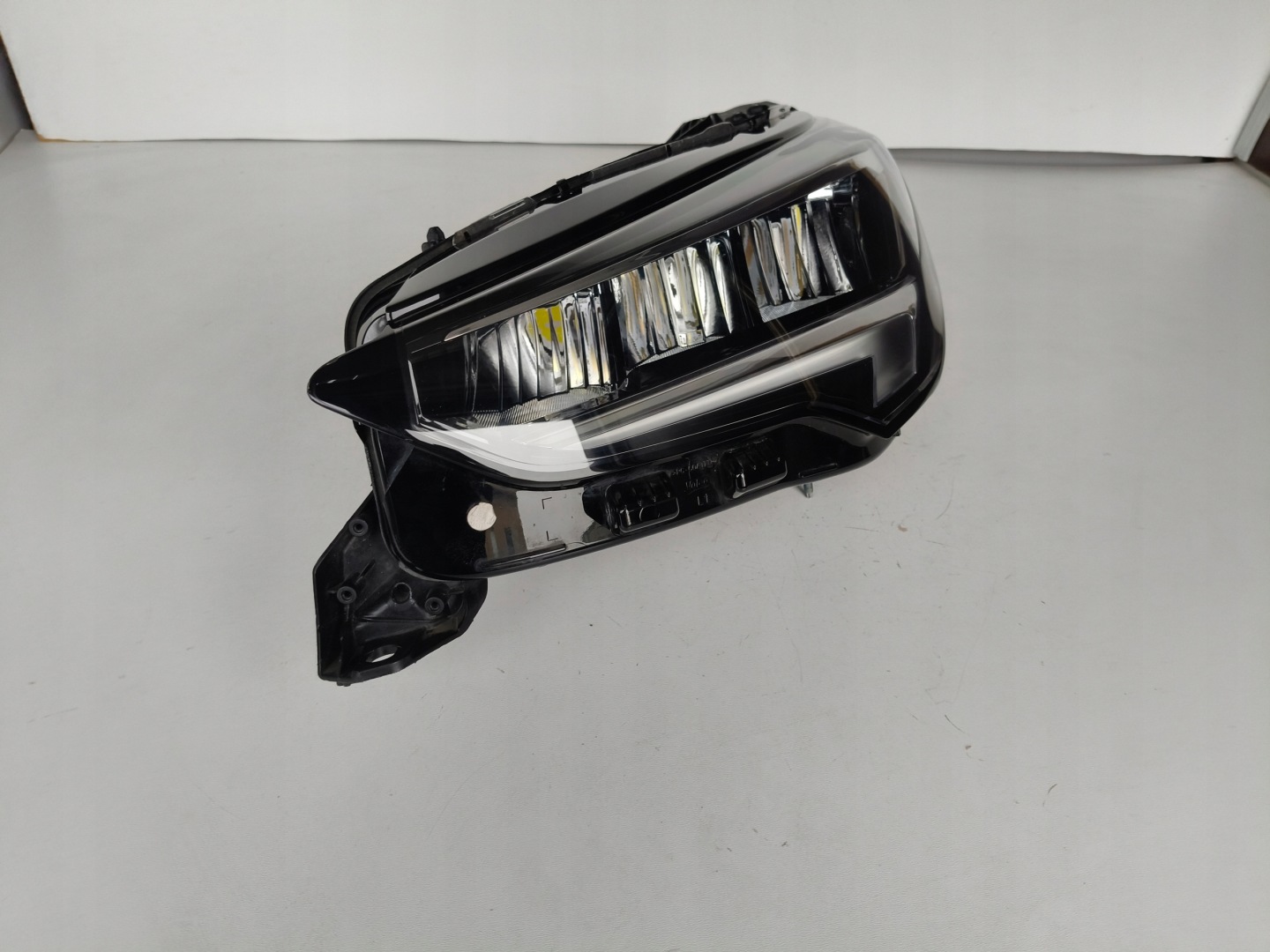 light left REFLEKTOR OPEL CORSA F 19- FULL LED