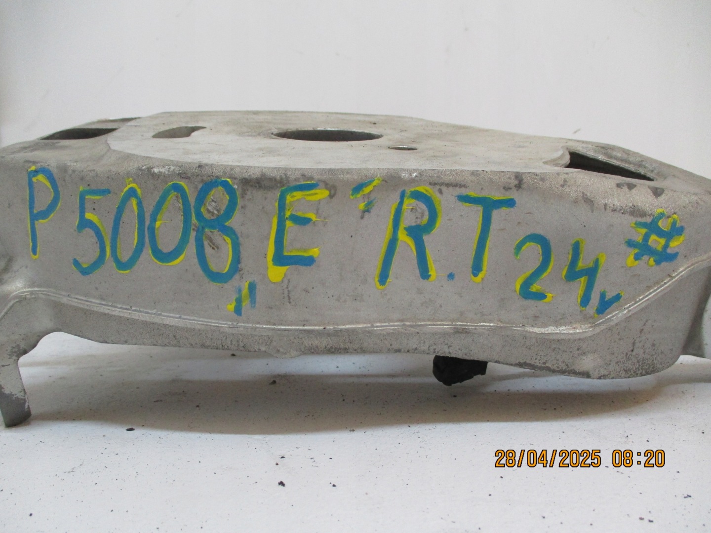 arm PEUGEOT 5008 III EV 24R right left rear ELEKTRYK