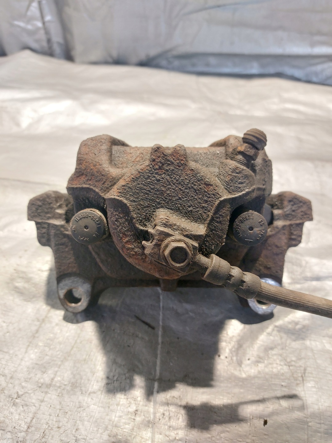 caliper brake right front TIGUAN and 1.4