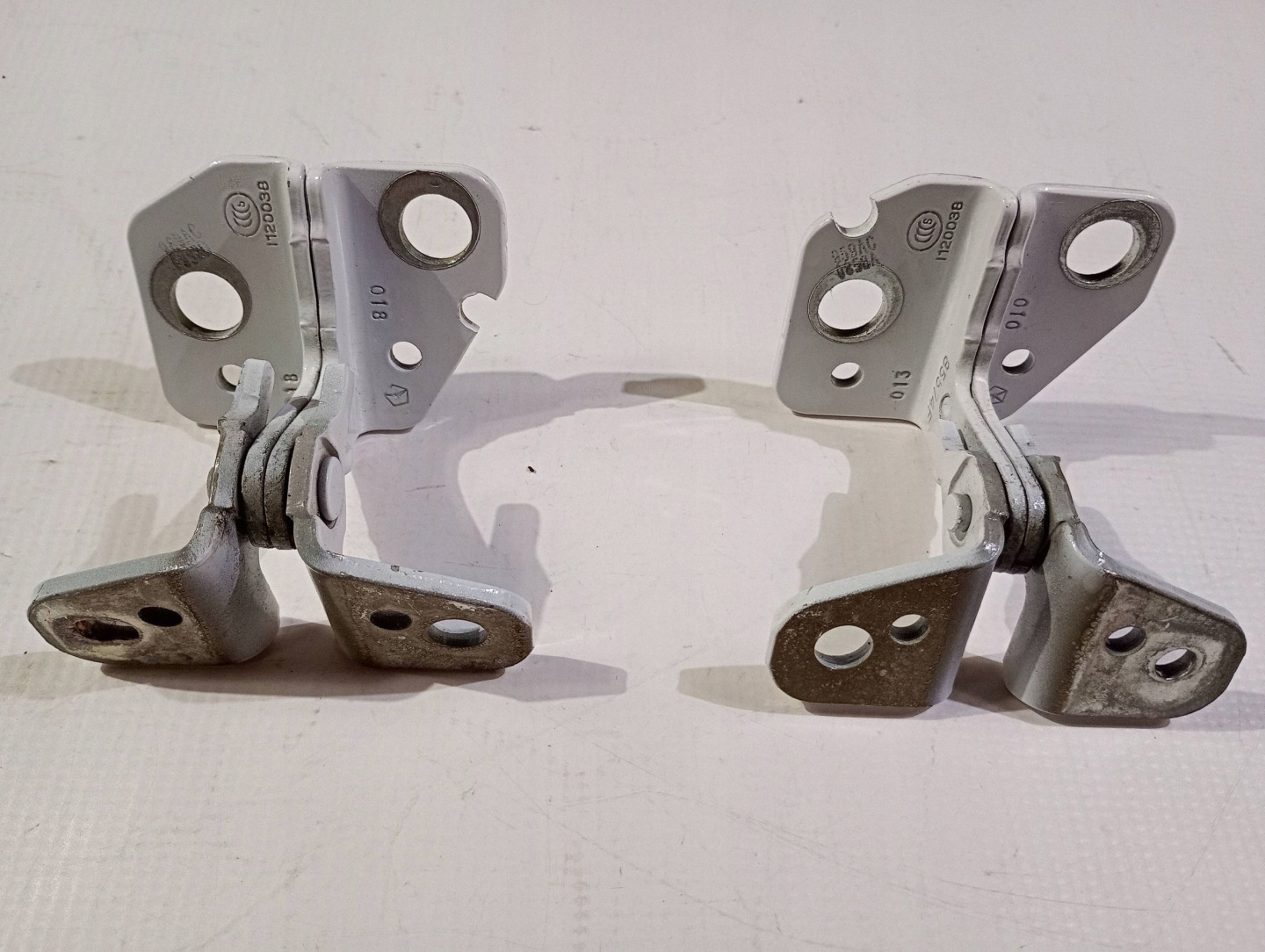hinges door left rear part rear. left komplet Dodge RAM 1500 2019