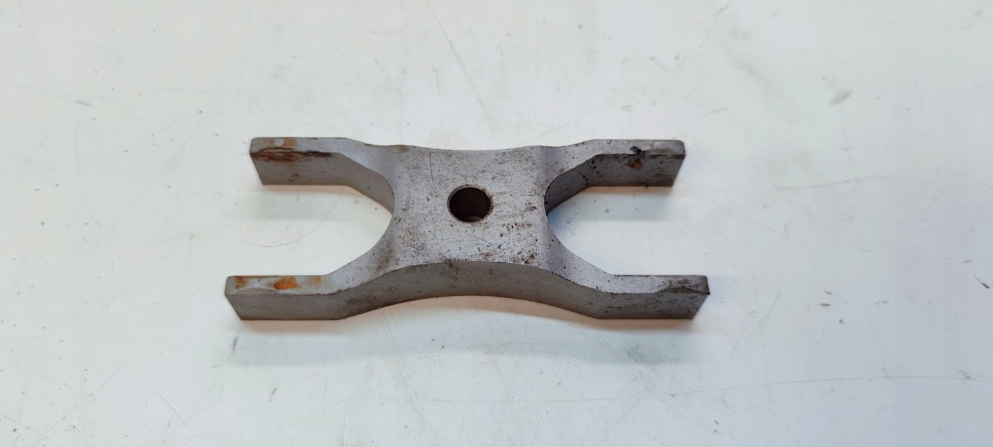 HALTER EINSPRITZ AUDI VOLKSWAGEN SEAT SKODA 04L216A