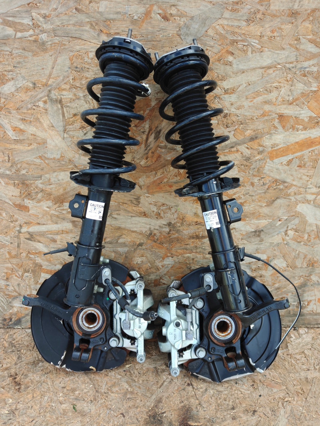 swing left shock absorber left FORD PUMA MK2 L1TC-18K001-BD
