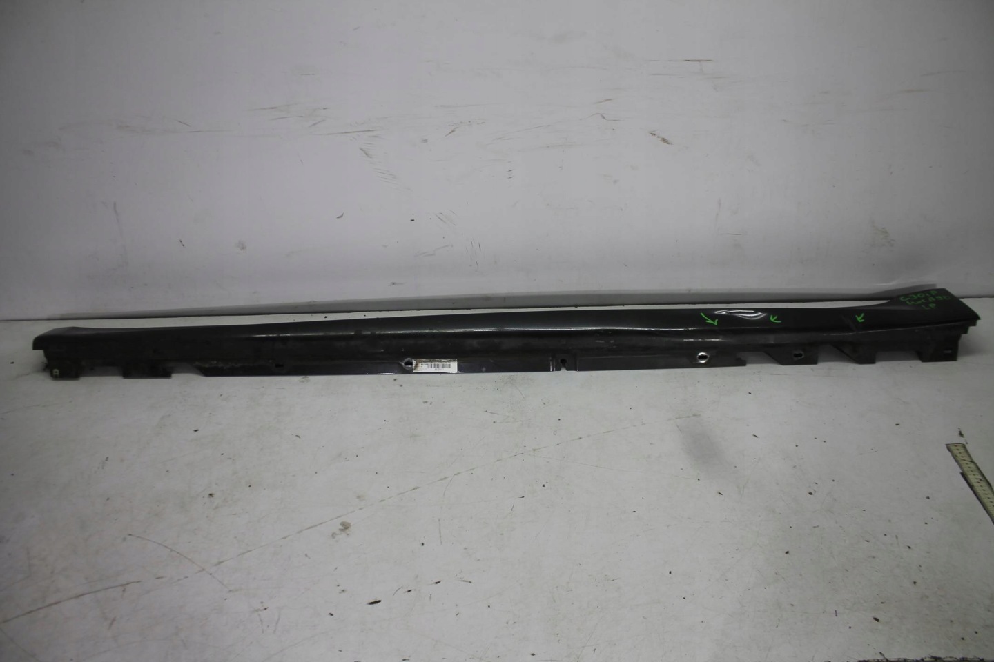 moulding threshold left m-packet BMW G30 of wheels. A90 17