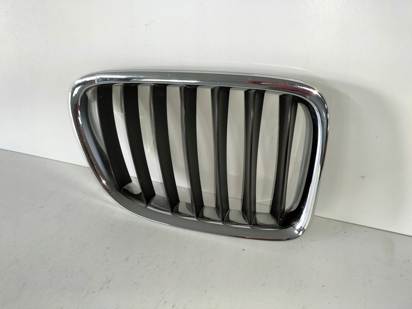grille grid kidney grille right BMW X1 E84 09-15