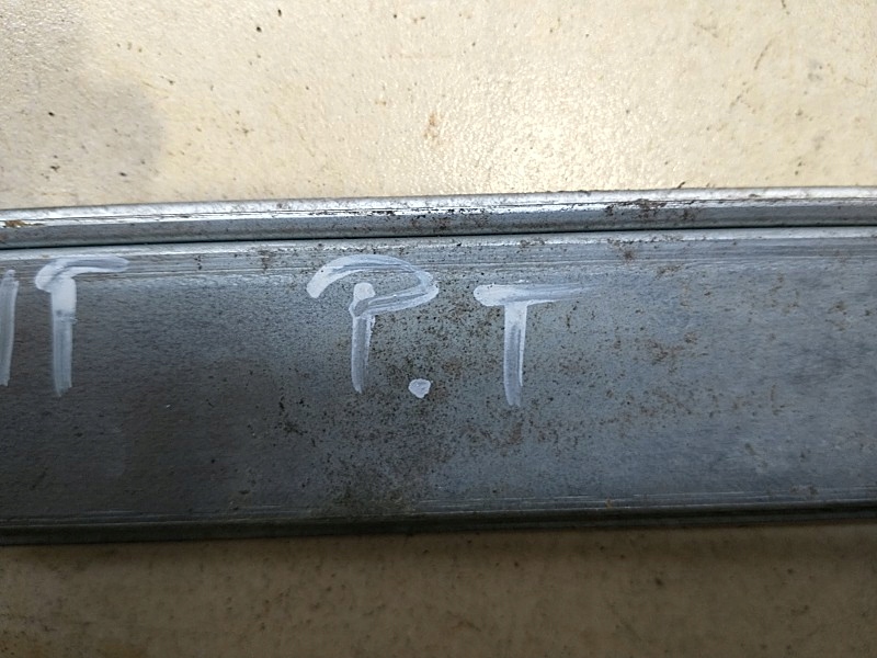 window regulator right rear part GALANT VIII 2.0 MR215442