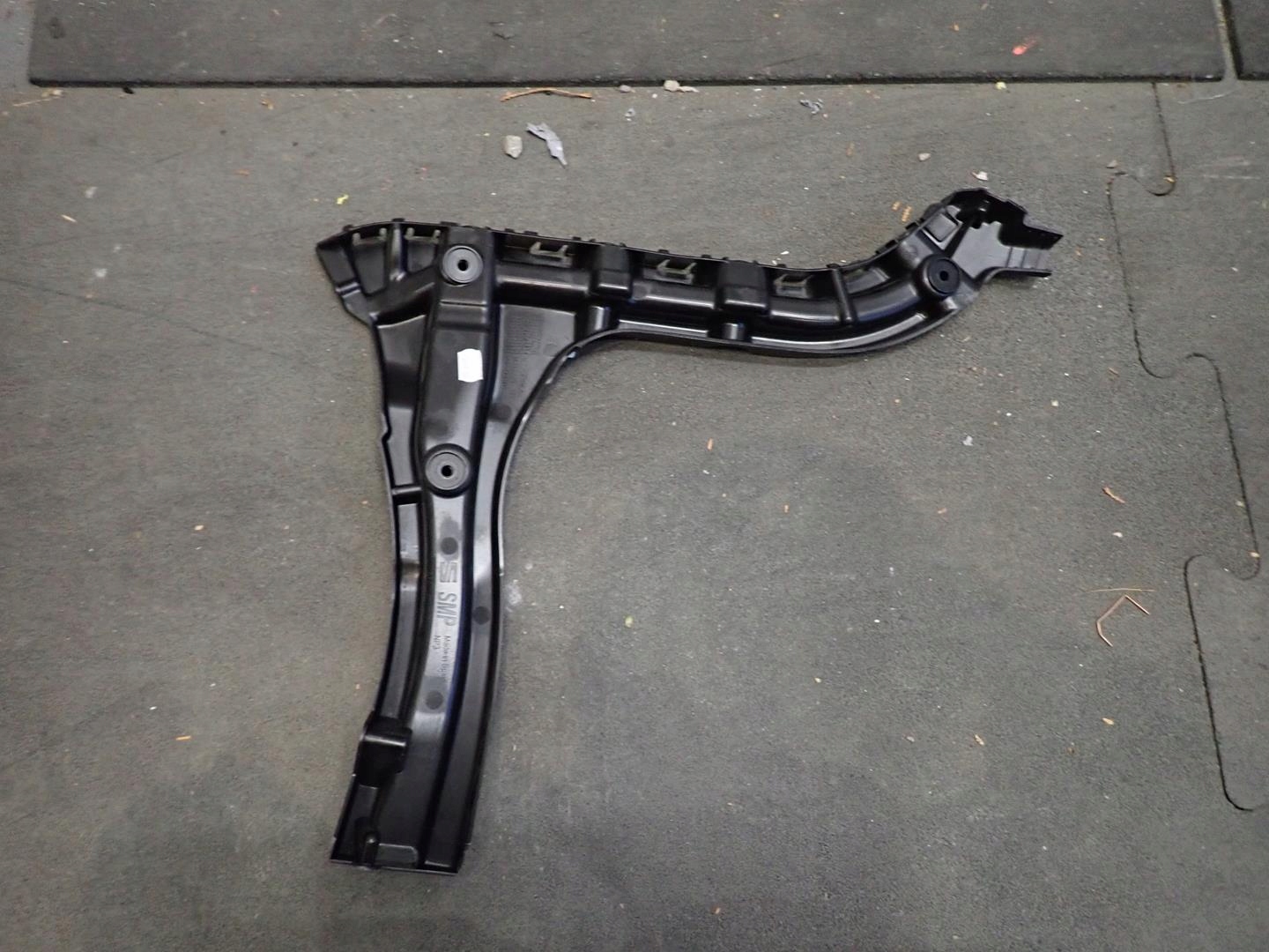 bumper bracket right rear part SEAT LEON IV 2020- 5FE807394A