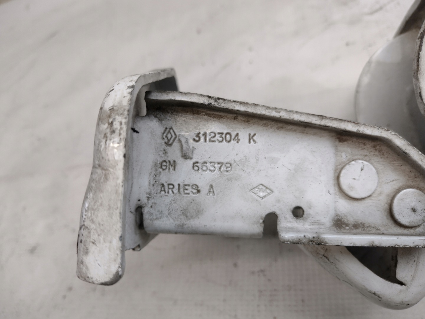 hinges door left rear part Opel Vivaro