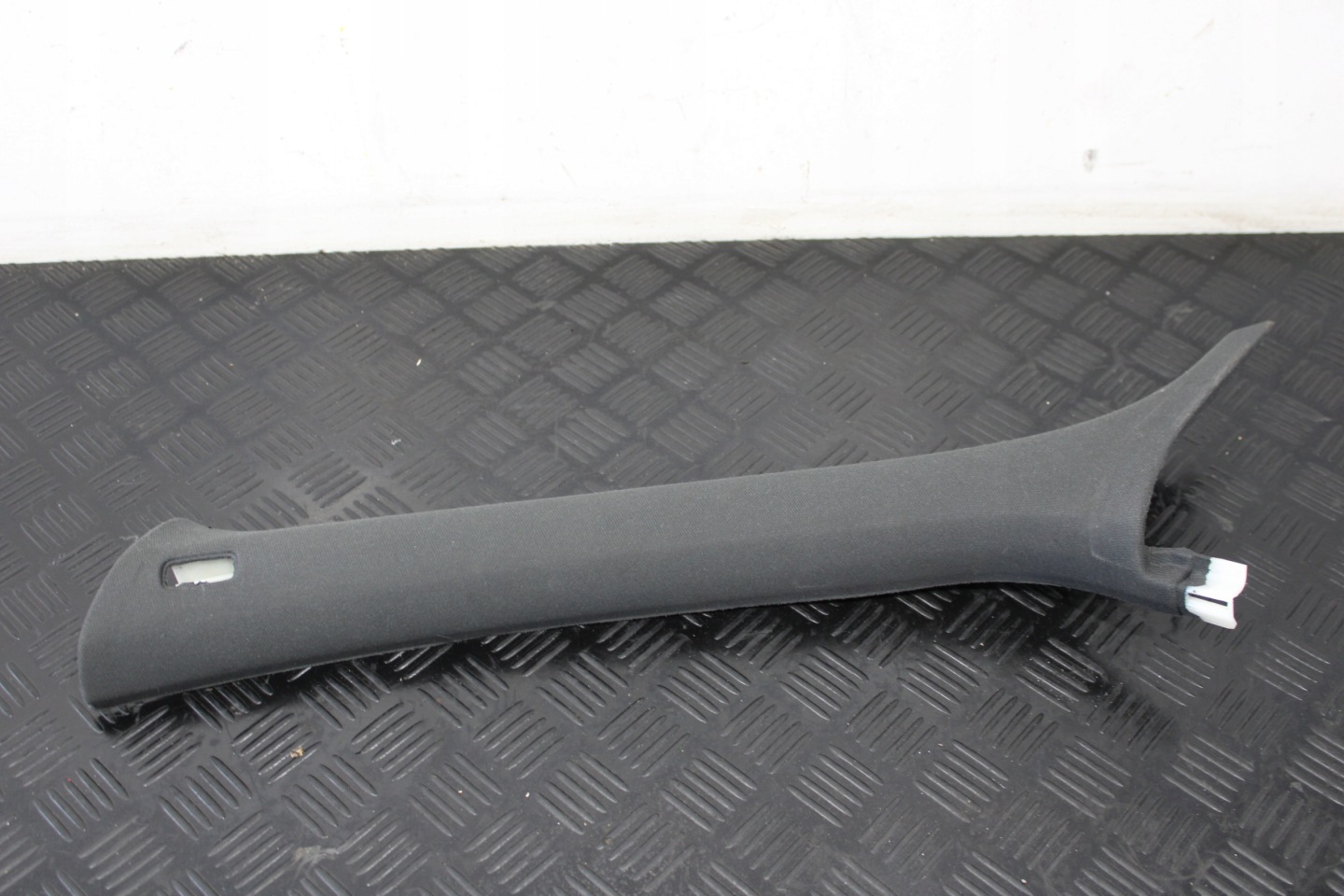 cover pillar A left front AUDI Q5 8R0 8R0867233B