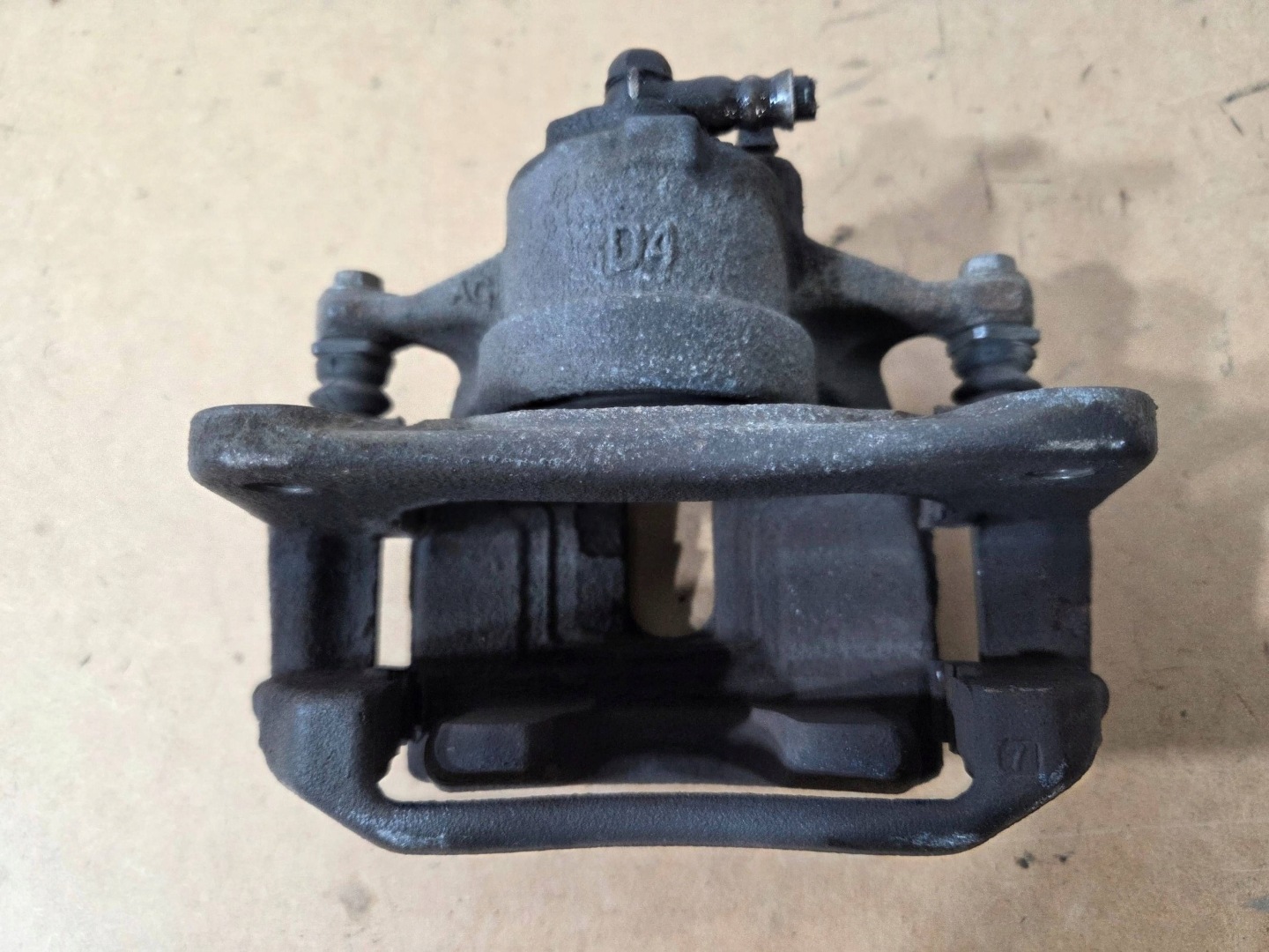 Toyota C-HR and caliper brake front right (B822)