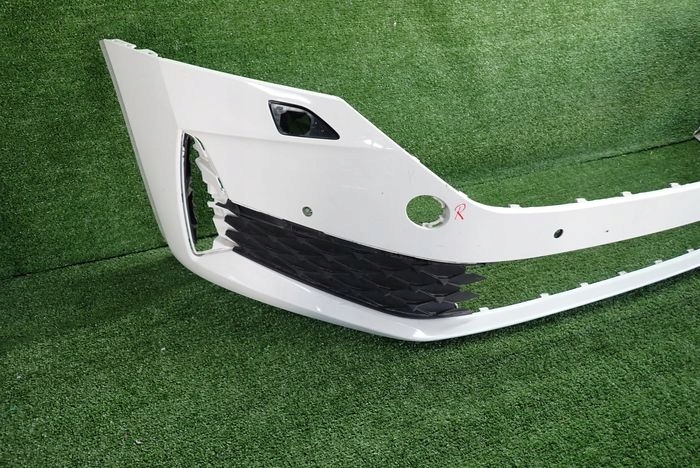 SKODA OCTAVIA IV LIFT 23- front bumper front